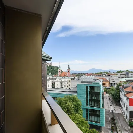 Eurostars Uhotel-3